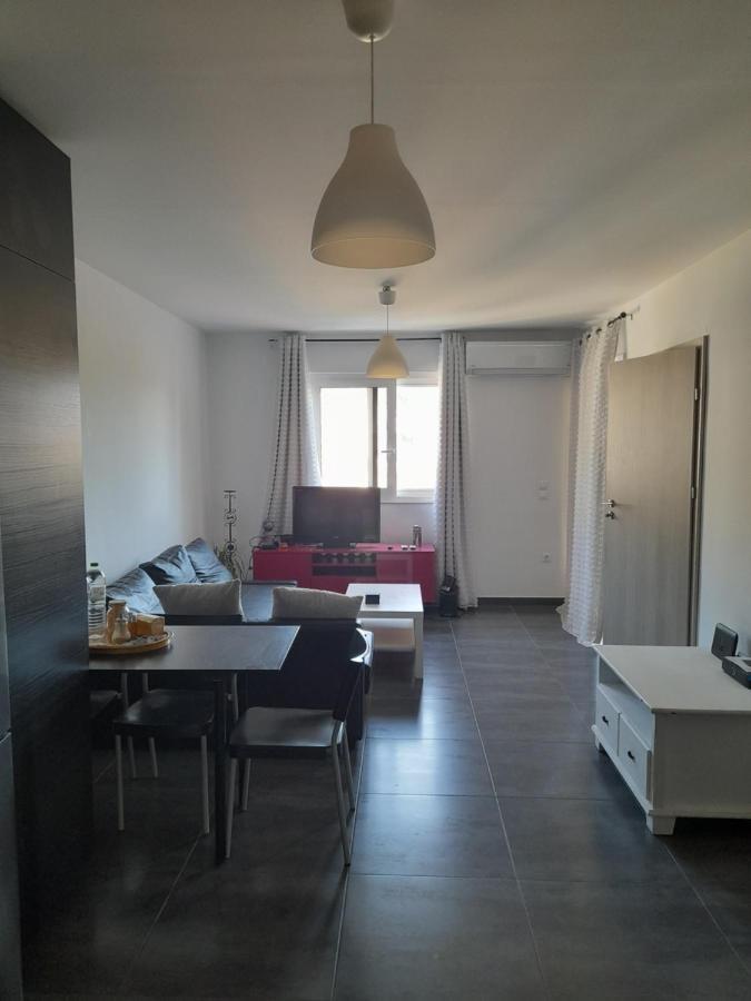 Bright Top Floor Apartment! Kota Zakynthos Bagian luar foto